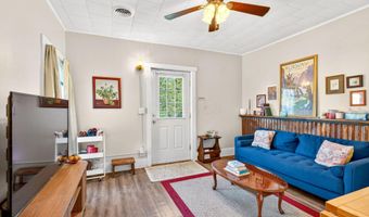 210 W State St, Athens, OH 45701