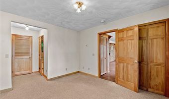 157 Sandy Point Dr, Amboy, NY 13028