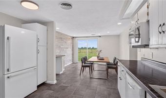 2115 Meadow Ln, Arcanum, OH 45304