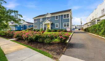 306 Deal Lake Dr 53, Asbury Park, NJ 07712