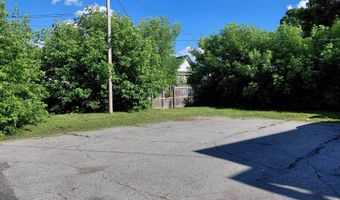 12 Pleasant St, Barre, VT 05641