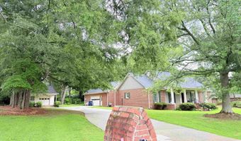 1014 Crestwood Dr, Albertville, AL 35950