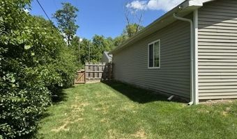 1 Maple Village Ct, Ann Arbor, MI 48103