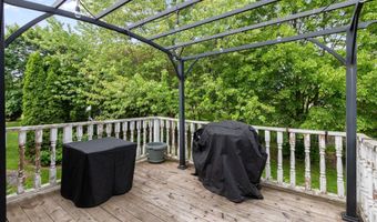 1433 W ROSELAWN Dr, Appleton, WI 54914