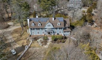 852 Hale St, Beverly, MA 01915