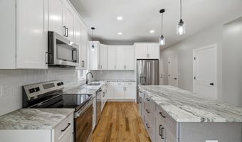 29 South Rd, Bozrah, CT 06334