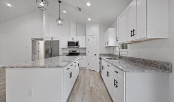 4899 36th St, Bell, FL 32619