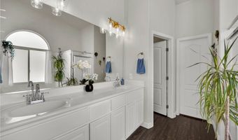 3940 Genoa Dr, Las Vegas, NV 89141