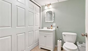 1 Teakwood Dr, Cumberland, RI 02864