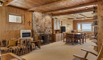 17646 S Ridgewood Dr, Arcadia, MI 49613