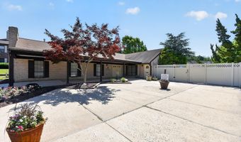 1311 Wellington Pl, Aberdeen, NJ 07747