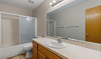 2756 Cutters Grove Cir, Anoka, MN 55303