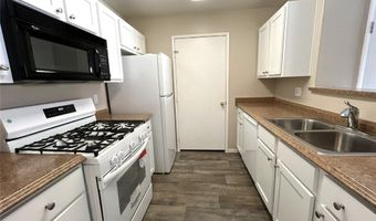 950 SEVEN HILLS Dr 122, Henderson, NV 89052