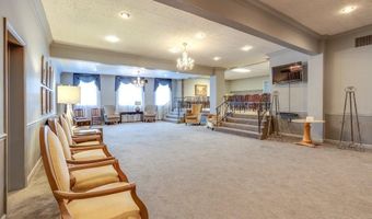 552 N Main St, Akron, OH 44310