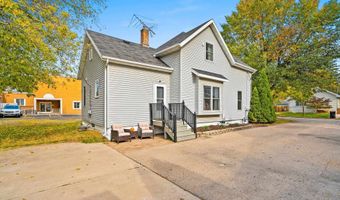 1209 N DREW St, Appleton, WI 54911