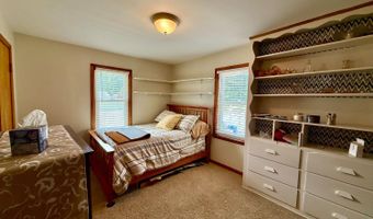 505 Edgewood Dr, Batesville, IN 47006