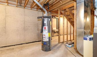 3543 N WELLINGTON Dr, Appleton, WI 54911