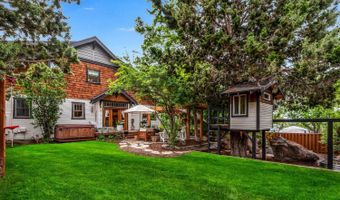 157 NW Black Hawk Ave, Bend, OR 97703