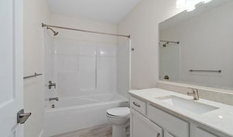 3 Longview Dr 305, Atkinson, NH 03811
