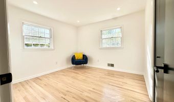 17821 POND Rd, Ashton, MD 20861