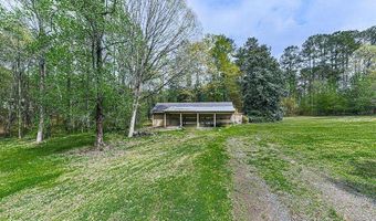 4445 Moon Sta, Acworth, GA 30101