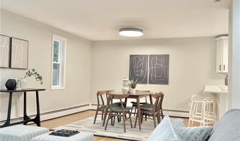 7 Simmons Rd, Barrington, RI 02806