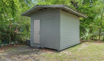 6837 TOM THUMB Dr, Jacksonville, FL 32210
