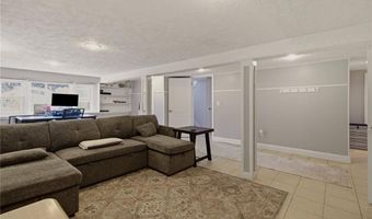 10 Kerins Ter, Newport, RI 02840