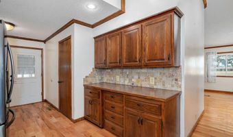 19038 Farm Road 2020, Aurora, MO 65605