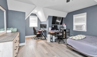 22 Towne St, Amityville, NY 11701