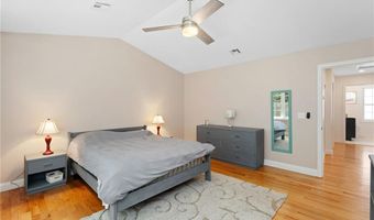 1196 Charles St 6, North Providence, RI 02904