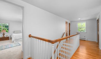 91 Allyn Ln, Barnstable, MA 02630