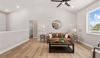512 HORSESHOE Rd, Burns, WY 82053