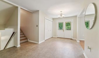 6102 GALLERY St, Bowie, MD 20720