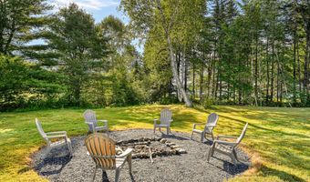 2 Piper Ln, Abbot, ME 04406