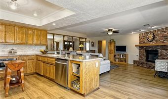 15381 Otomian Rd, Apple Valley, CA 92307