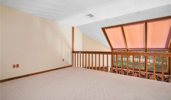 80 Fisher Rd 50, Cumberland, RI 02864