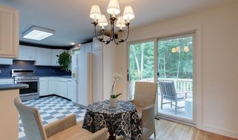16 Crooked Spring Rd, Billerica, MA 01862