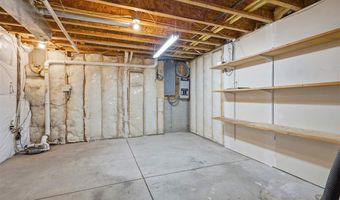 89 Cardinal Ave, Atkins, IA 52206