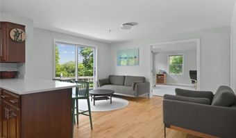 30 Battery Ln, Jamestown, RI 02835