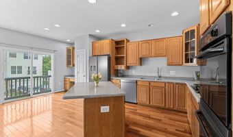 44253 HURON Ter, Ashburn, VA 20147