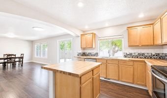 10122 W Shelborne Dr, Boise, ID 83709