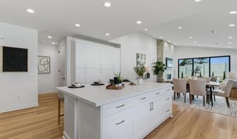 306 E Las Flores Dr, Altadena, CA 91001