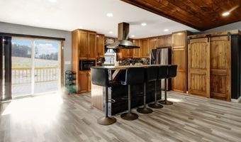 174 Poplar St, Benton, TN 37307