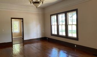 709 COLLEGE St, Bainbridge, GA 39817