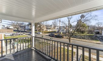 11 Roger Ave, Danbury, CT 06810