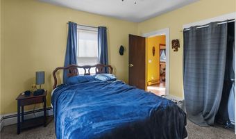 66 Earl Ave, East Providence, RI 02915