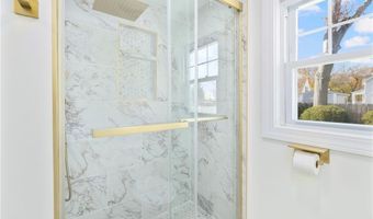 122 Elder St, Lincoln, RI 02865