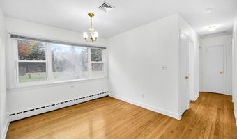 35 Burnham Rd, Avon, CT 06001