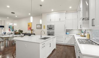 153 WINSOME Cir, Bethesda, MD 20814